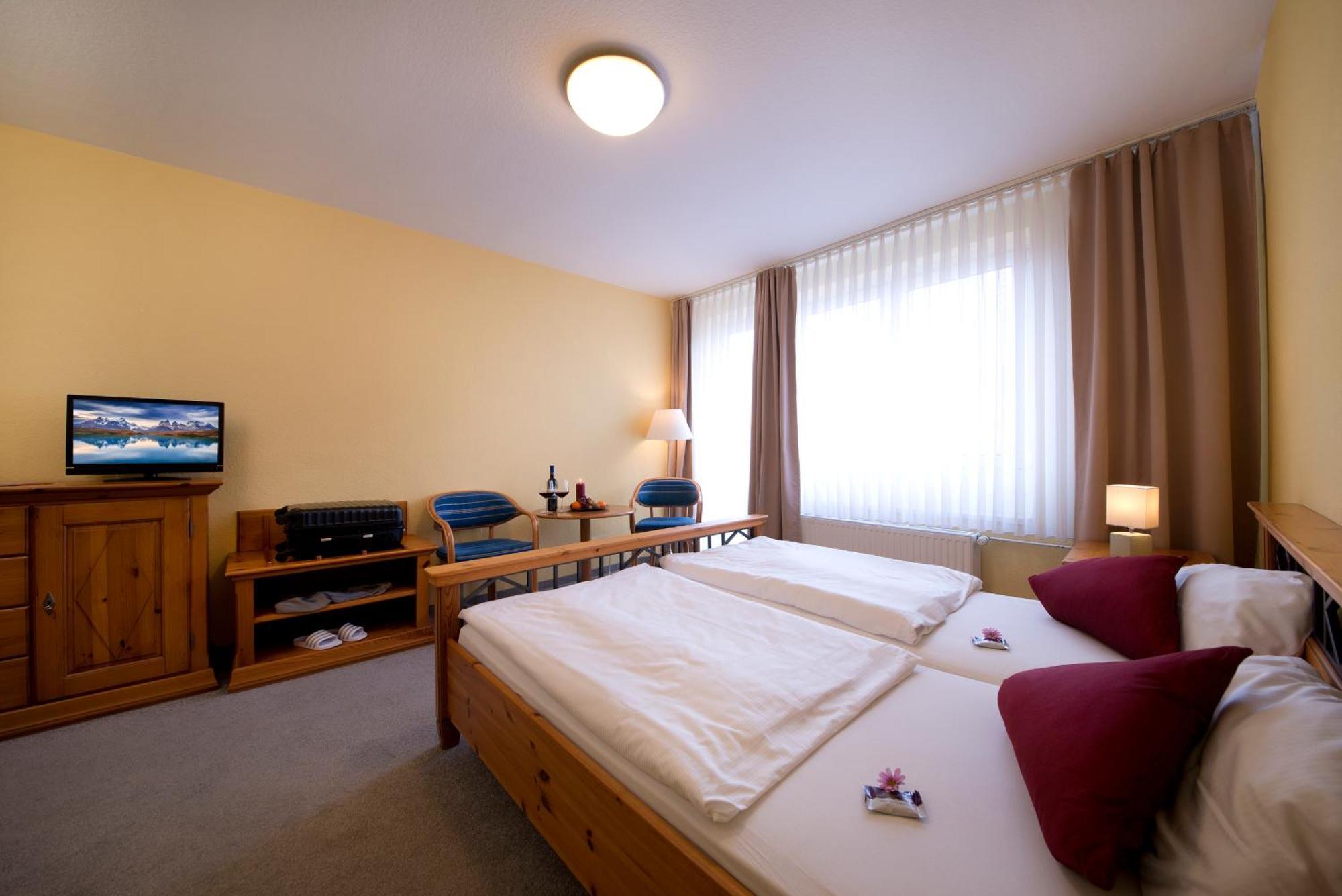 Hotel Heikenberg バート・ラウターベルク エクステリア 写真