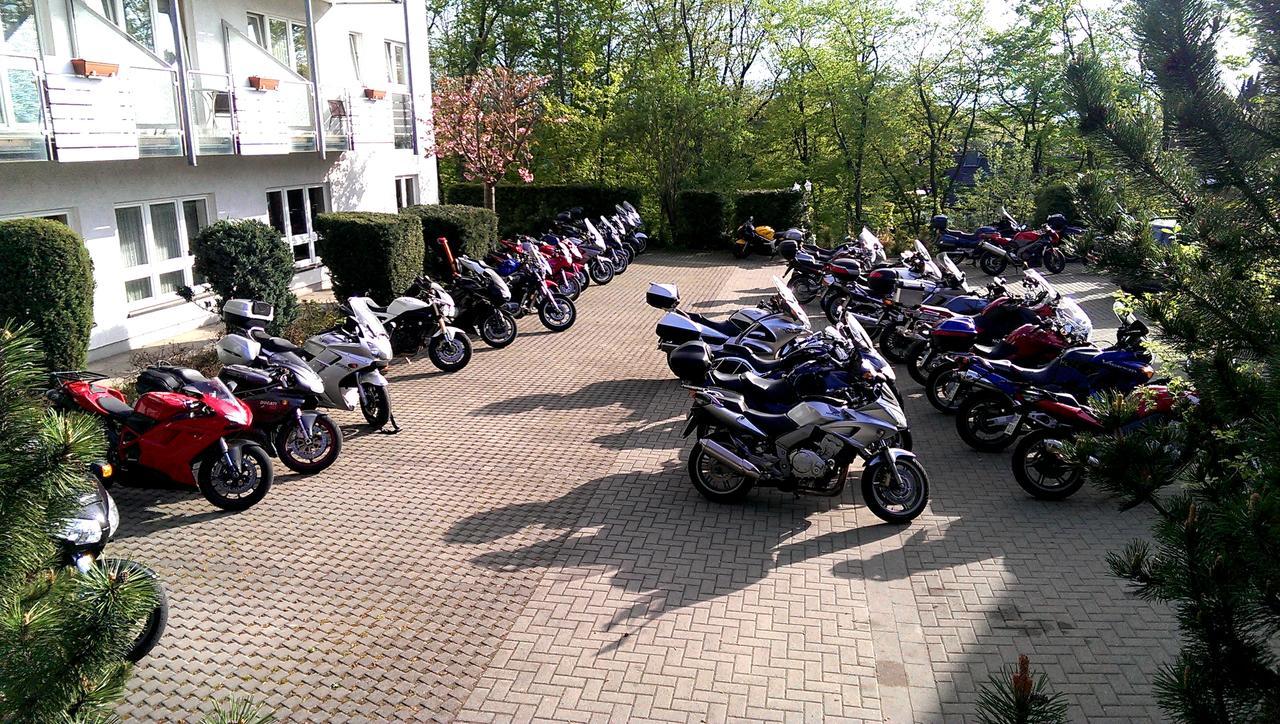Hotel Heikenberg バート・ラウターベルク エクステリア 写真